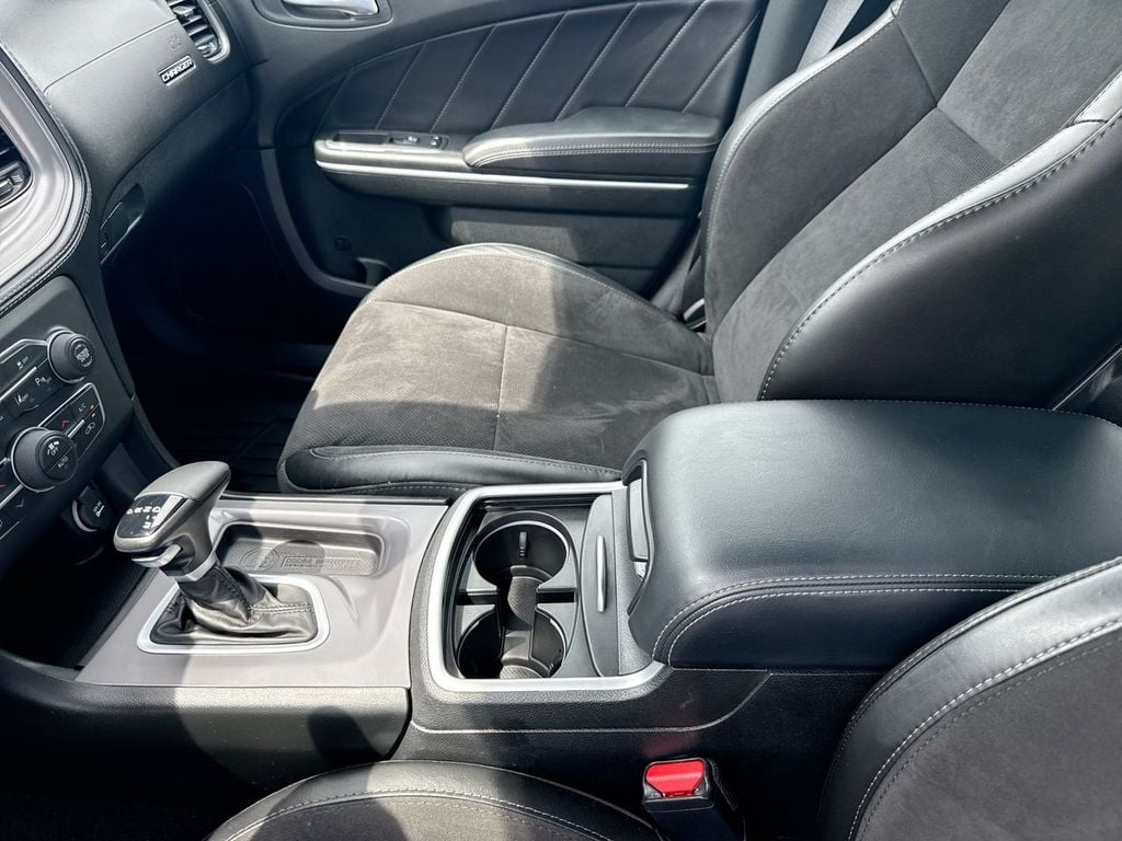 Pre-Owned 2023 Dodge Charger GT - photo - 24