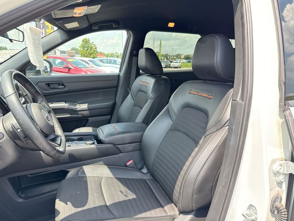 Pre-Owned 2024 Nissan Pathfinder Rock Creek - photo - 21