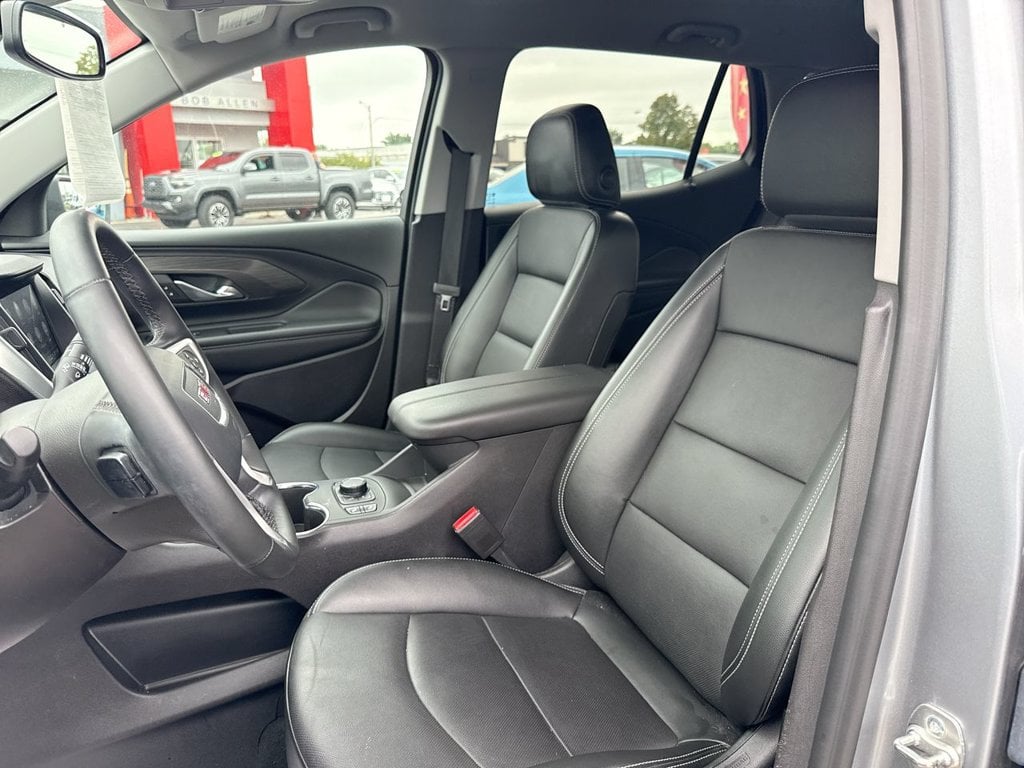 Pre-Owned 2024 GMC Terrain SLT - photo - 21