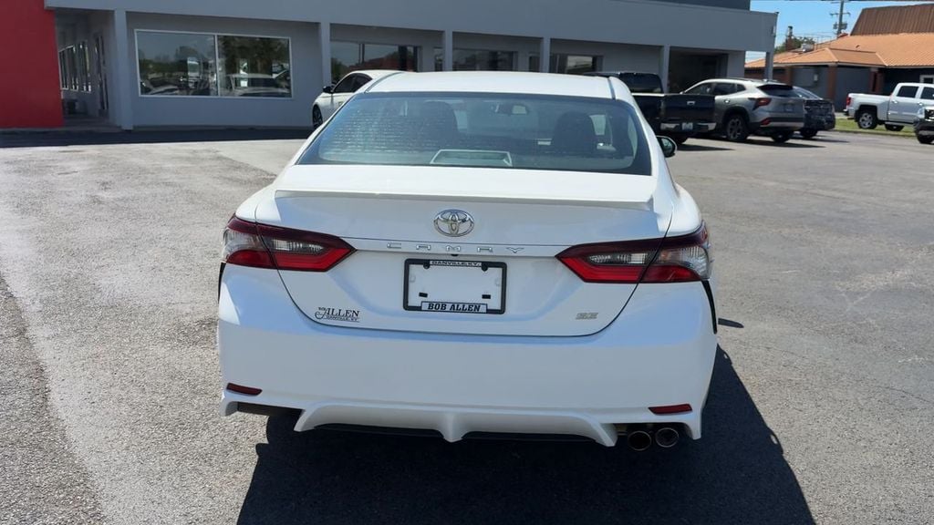 Pre-Owned 2024 Toyota Camry - photo - 5
