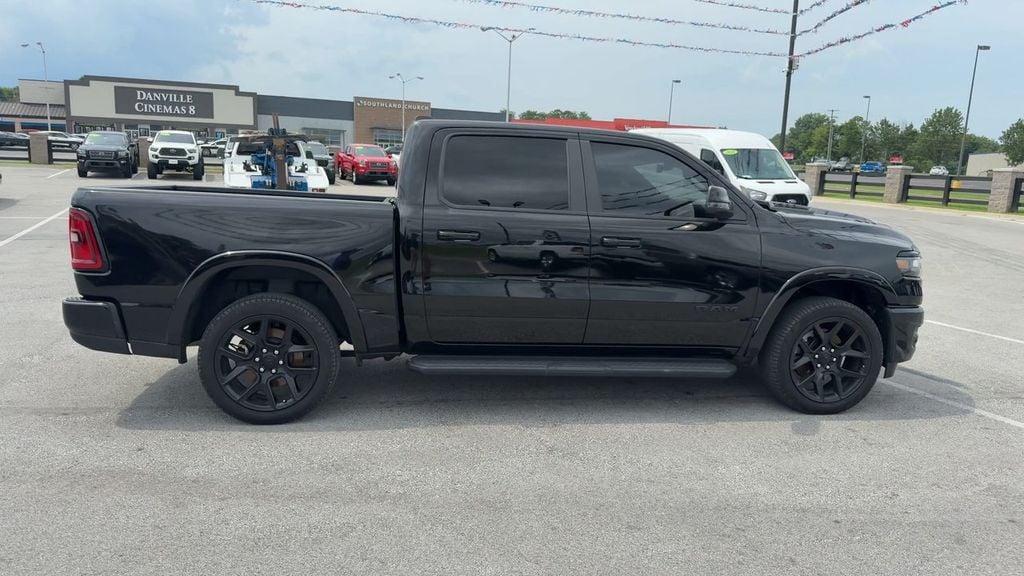 Pre-Owned 2025 Ram 1500 Laramie - photo - 6