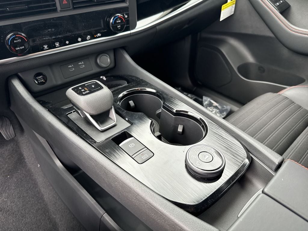 New 2026 Nissan Rogue Rock Creek - photo - 26