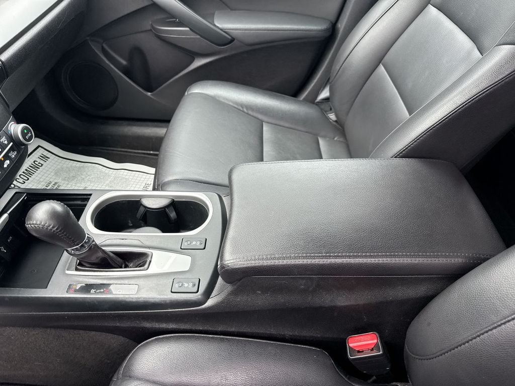 Pre-Owned 2017 Acura RDX Base - photo - 17