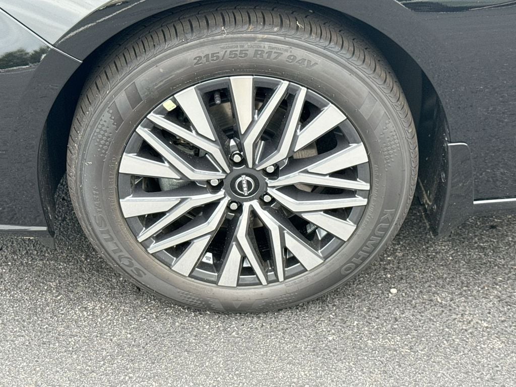 New 2026 Nissan Altima 2.5 SV - photo - 9