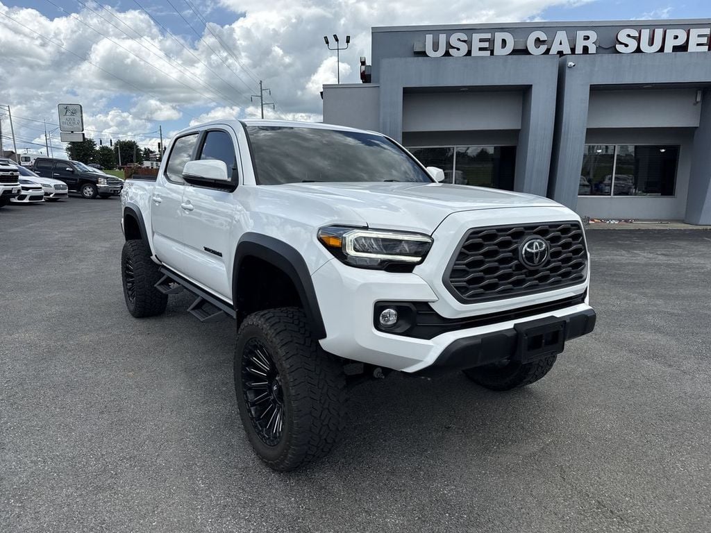 Pre-Owned 2022 Toyota Tacoma TRD Off-Road - photo - 14