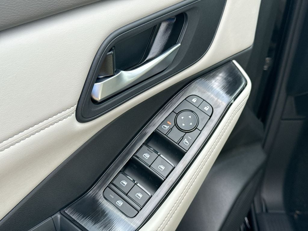 New 2026 Nissan Rogue Dark Armor - photo - 20