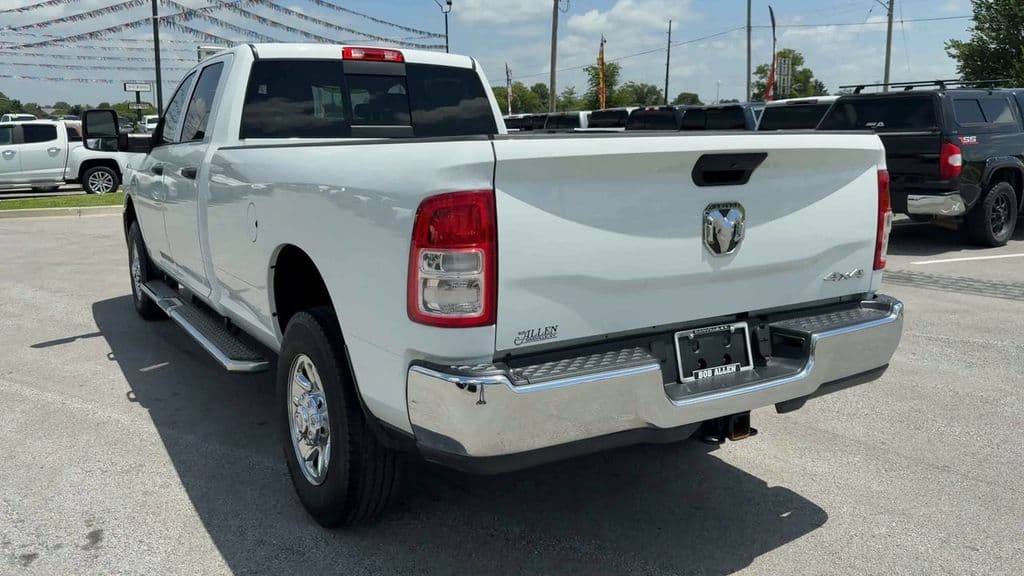Pre-Owned 2024 Ram 3500 Tradesman - photo - 4