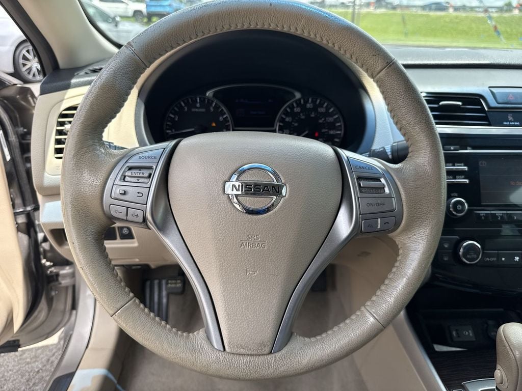 Pre-Owned 2014 Nissan Altima 2.5 SL - photo - 14