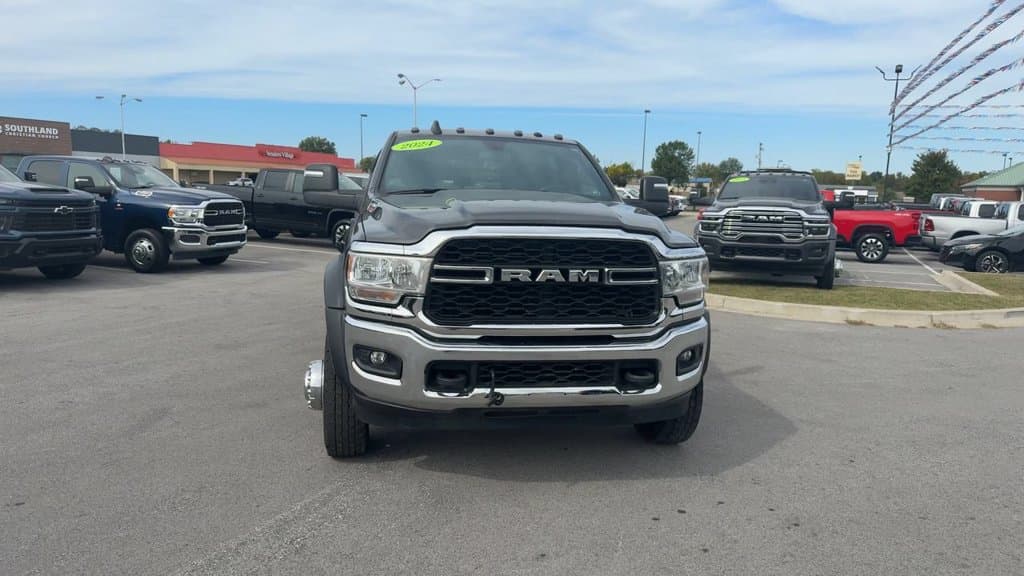Pre-Owned 2024 Ram 4500HD Tradesman - photo - 8