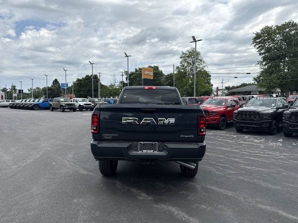 New 2026 Ram 2500 Big Horn - photo - 17