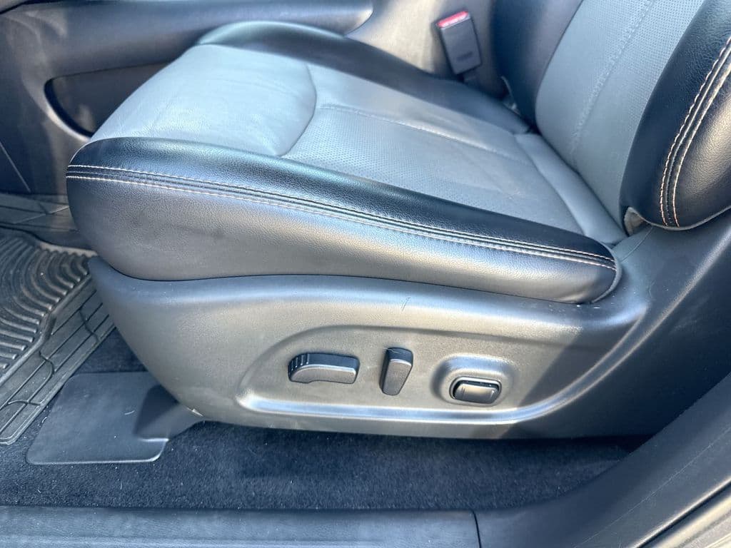 Pre-Owned 2020 Nissan Pathfinder SL - photo - 15