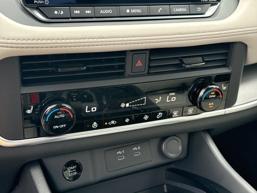 New 2026 Nissan Rogue Dark Armor - photo - 29