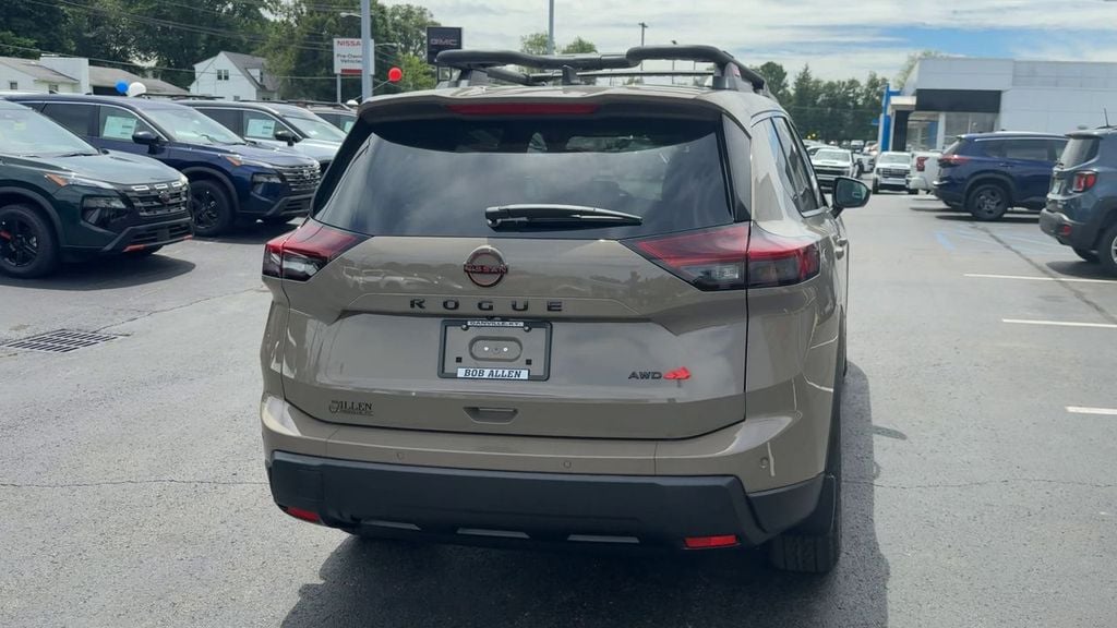 New 2026 Nissan Rogue Rock Creek - photo - 5