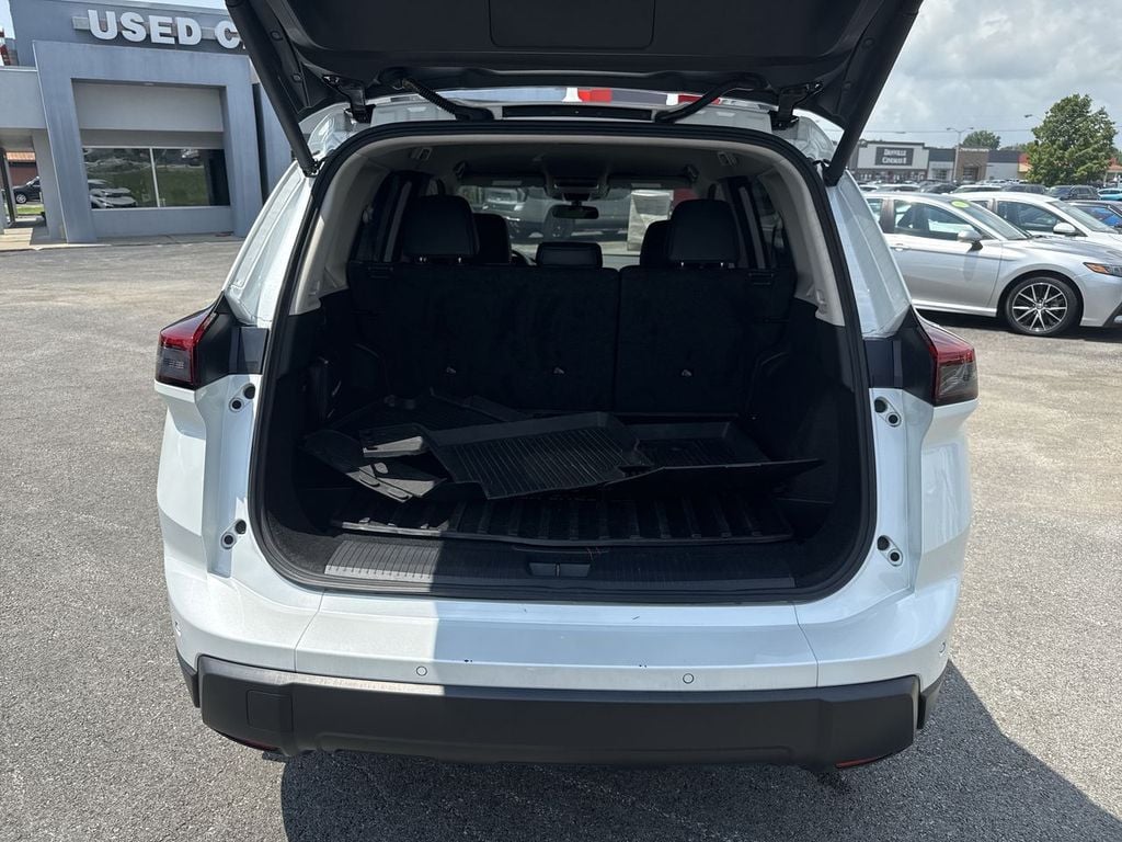 Pre-Owned 2025 Nissan Rogue Rock Creek - photo - 16