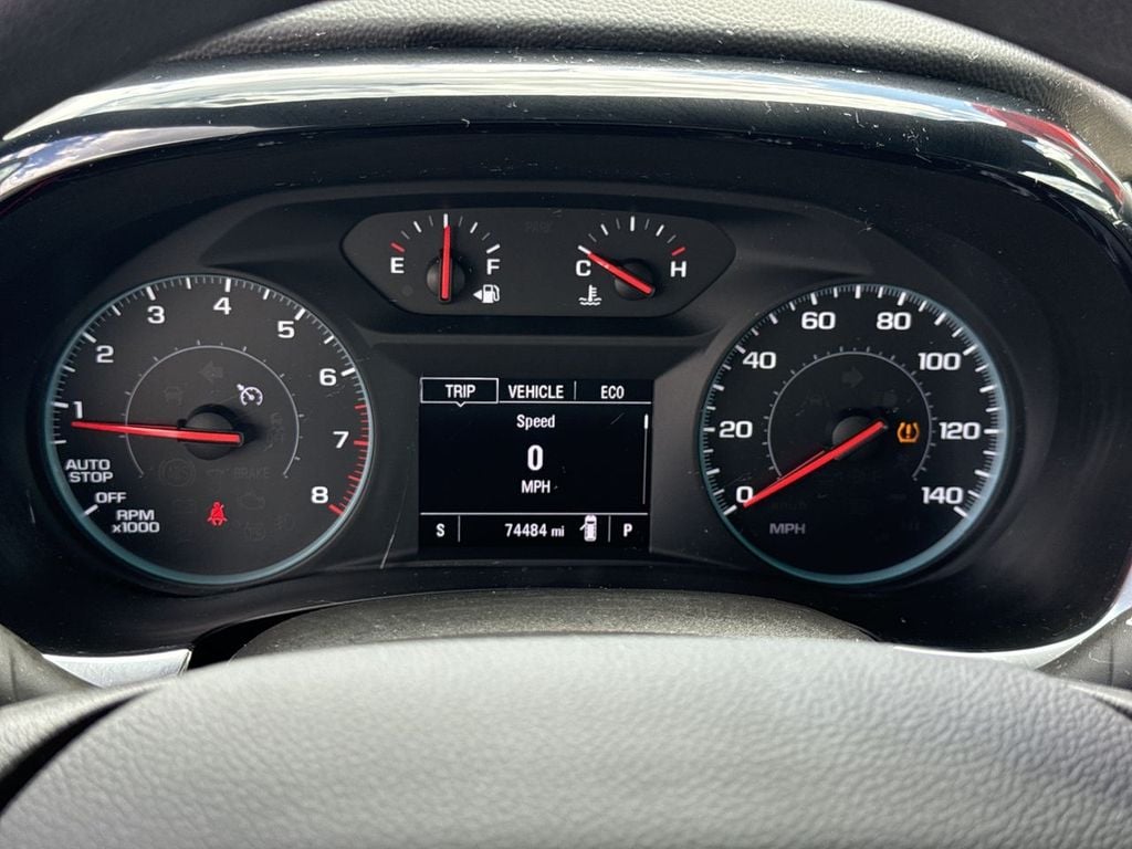 Pre-Owned 2023 Chevrolet Traverse LS - photo - 24