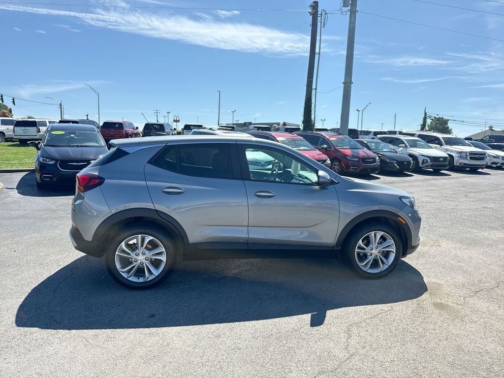 Pre-Owned 2023 Buick Encore GX Preferred - photo - 13