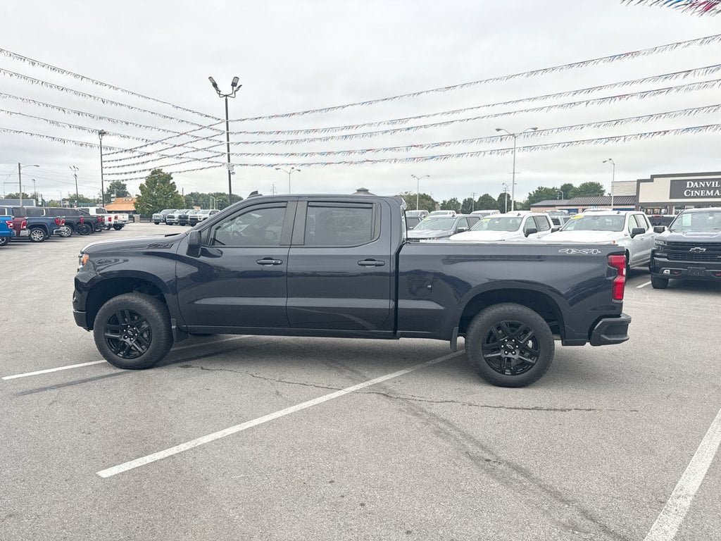 Pre-Owned 2024 Chevrolet Silverado 1500 RST - photo - 10