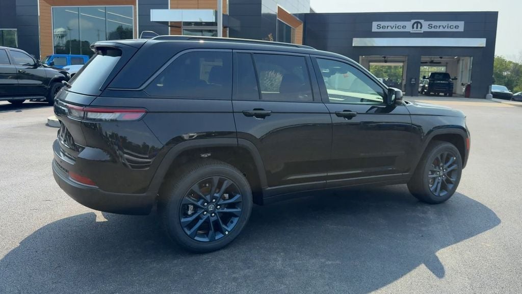 New 2026 Jeep Grand Cherokee - photo - 6