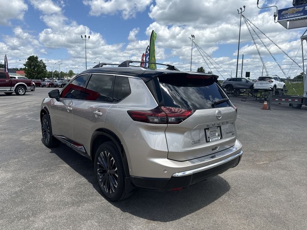 Pre-Owned 2025 Nissan Rogue Platinum - photo - 11