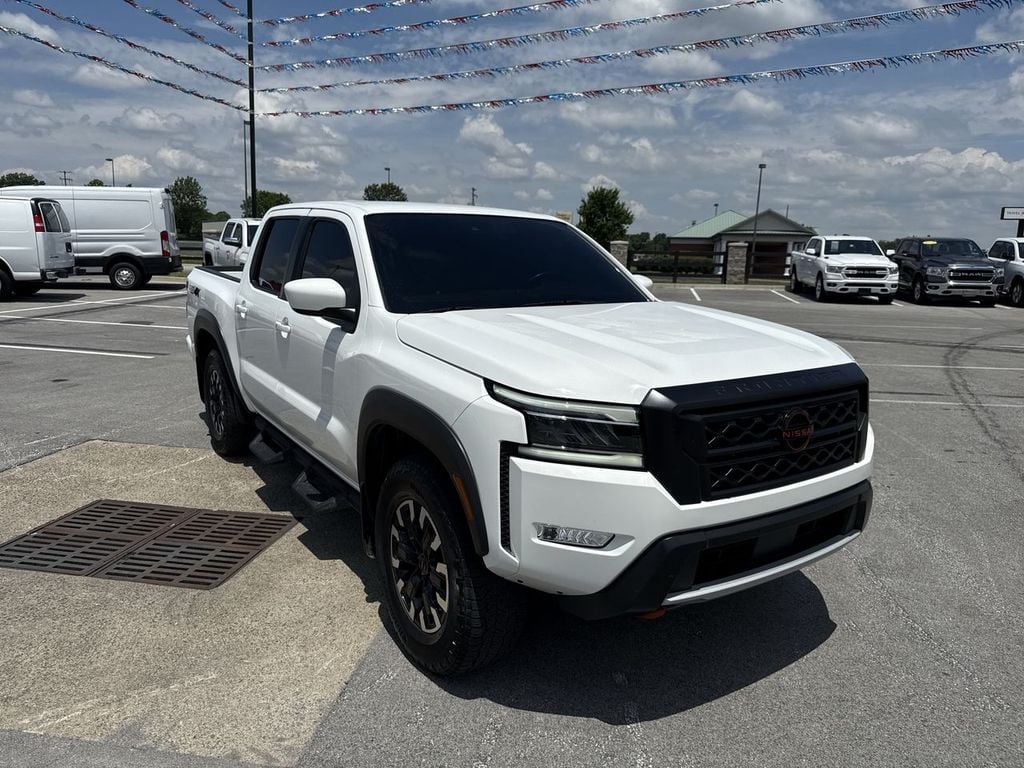Pre-Owned 2024 Nissan Frontier PRO-4X - photo - 14