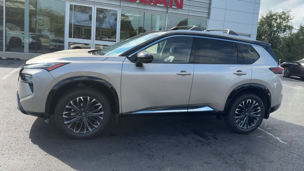 New 2026 Nissan Rogue Platinum - photo - 2