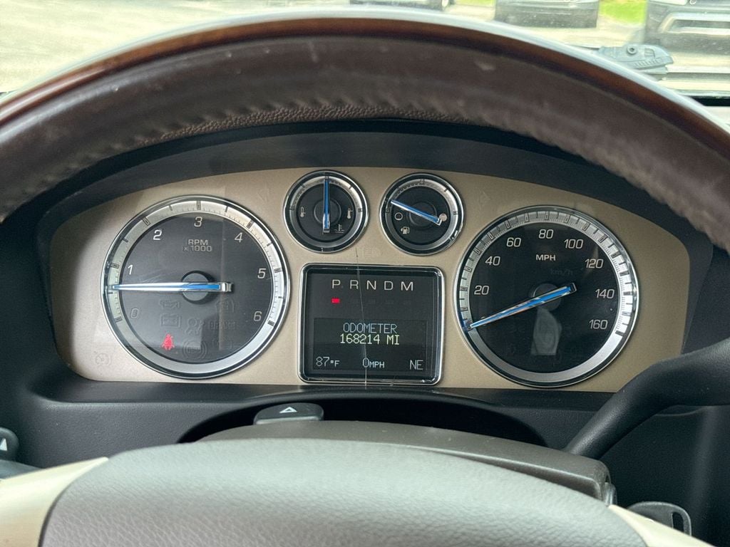 Pre-Owned 2014 Cadillac Escalade Platinum Edition - photo - 18