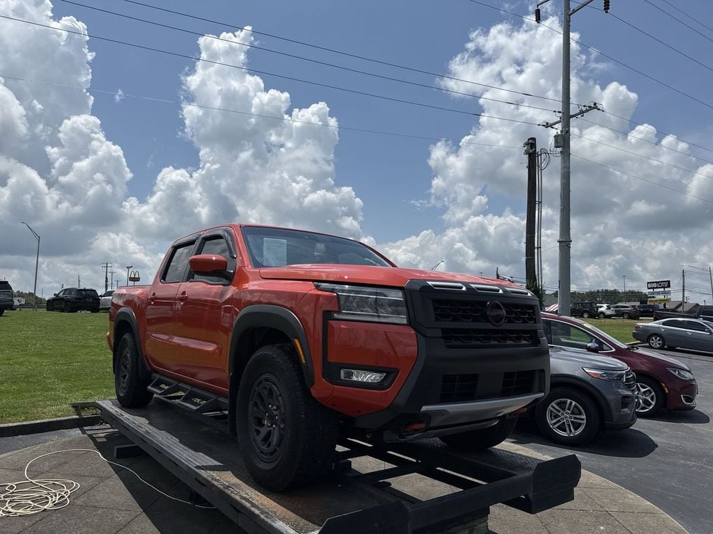 Pre-Owned 2025 Nissan Frontier PRO-4X - photo - 14