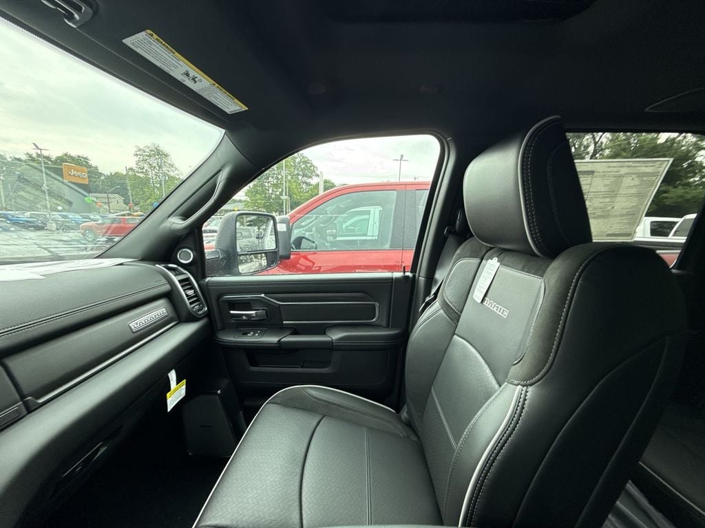 New 2026 Ram 2500 Laramie - photo - 30
