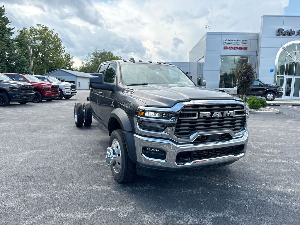 New 2026 Ram 4500HD Tradesman - photo - 14