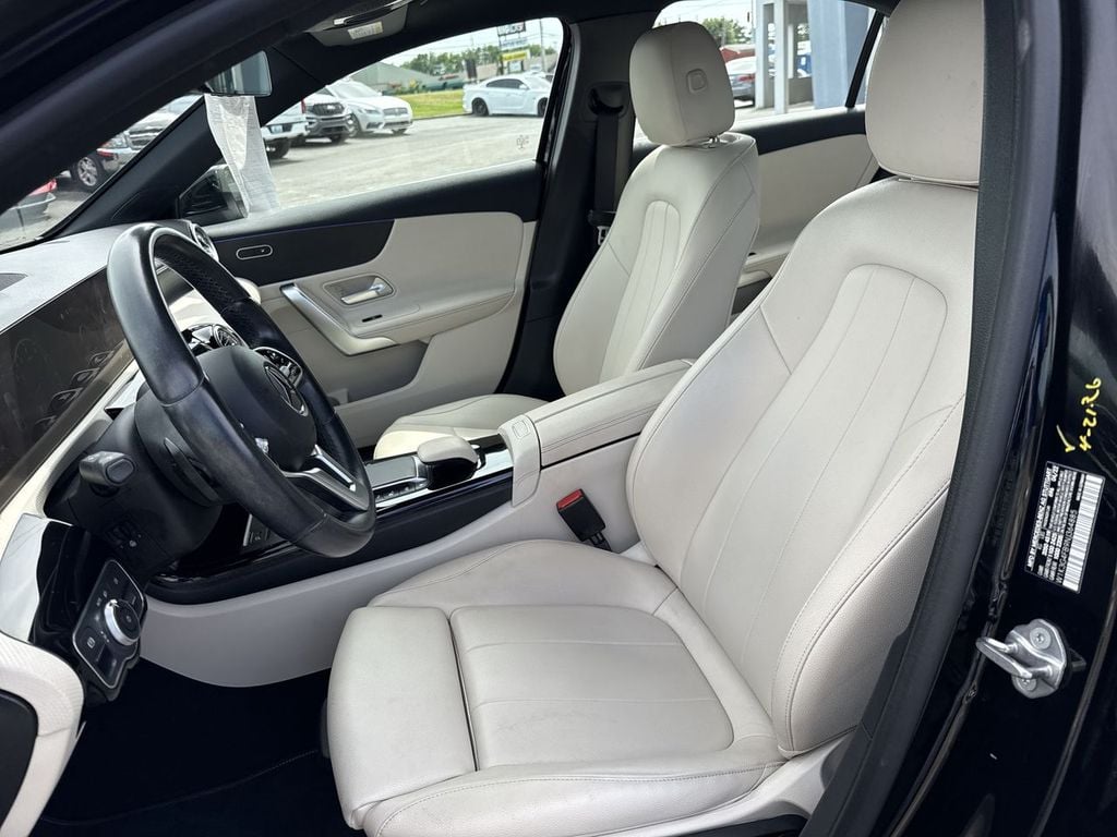 Pre-Owned 2022 Mercedes-Benz A-Class A 220 - photo - 20
