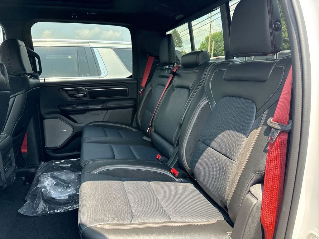 New 2026 Ram 1500 Laramie - photo - 19