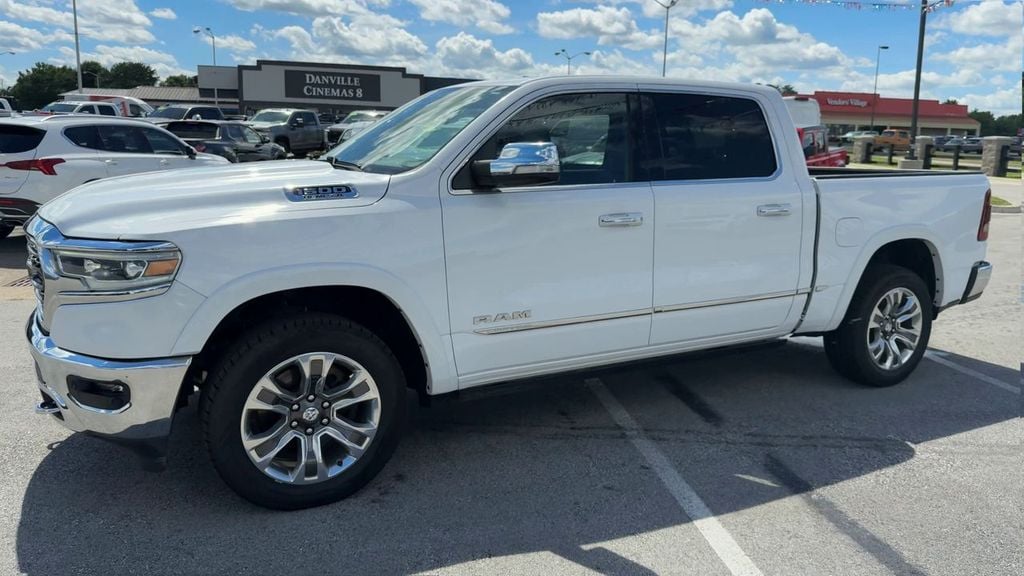 Pre-Owned 2022 Ram 1500 Limited - photo - 2