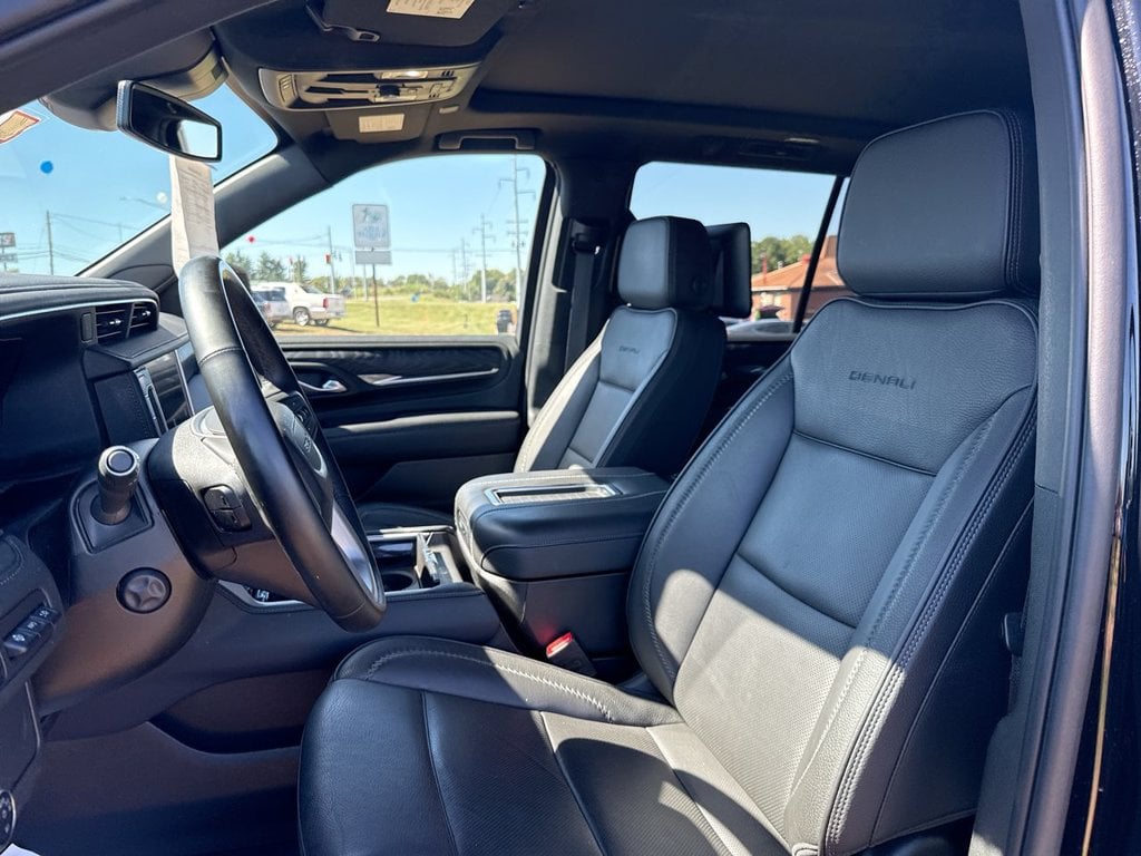 Pre-Owned 2023 GMC Yukon Denali - photo - 23