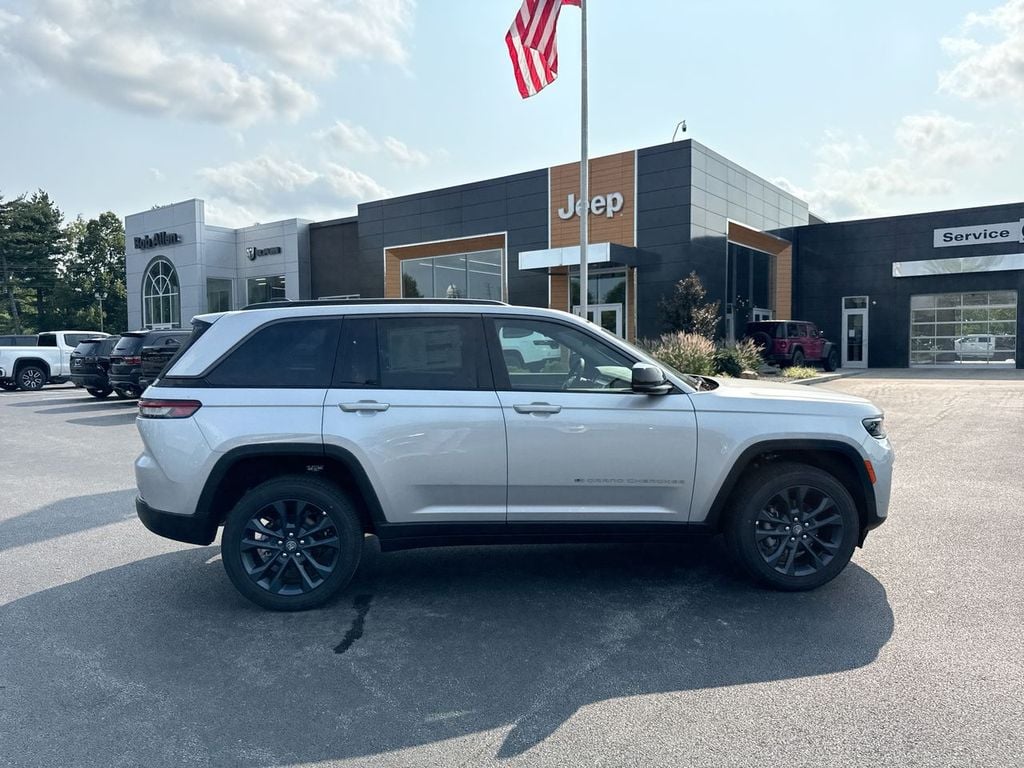 New 2026 Jeep Grand Cherokee - photo - 13