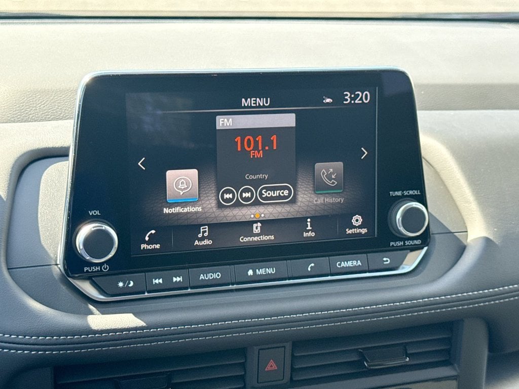 New 2026 Nissan Rogue SV - photo - 27