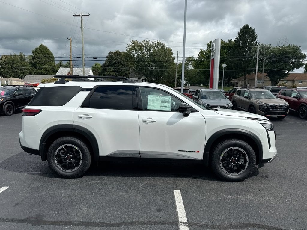 New 2026 Nissan Pathfinder Rock Creek - photo - 13