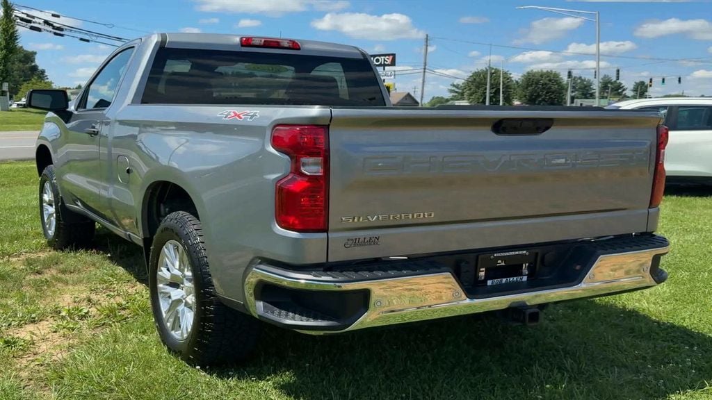 Pre-Owned 2026 Chevrolet Silverado 1500 WT - photo - 4
