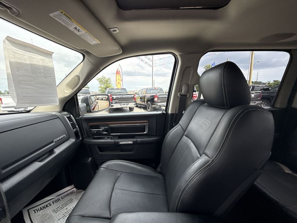 Pre-Owned 2018 Ram 1500 Laramie - photo - 22