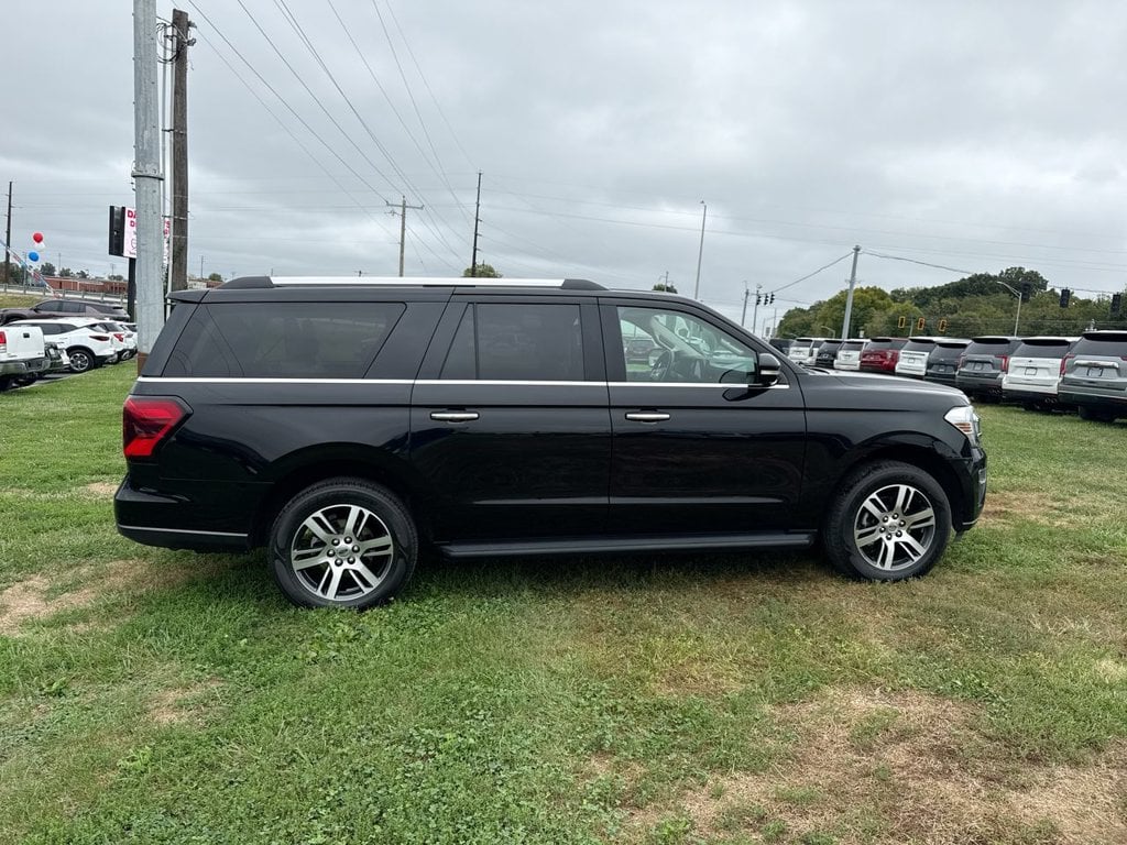 Pre-Owned 2024 Ford Expedition Max Limited - photo - 13