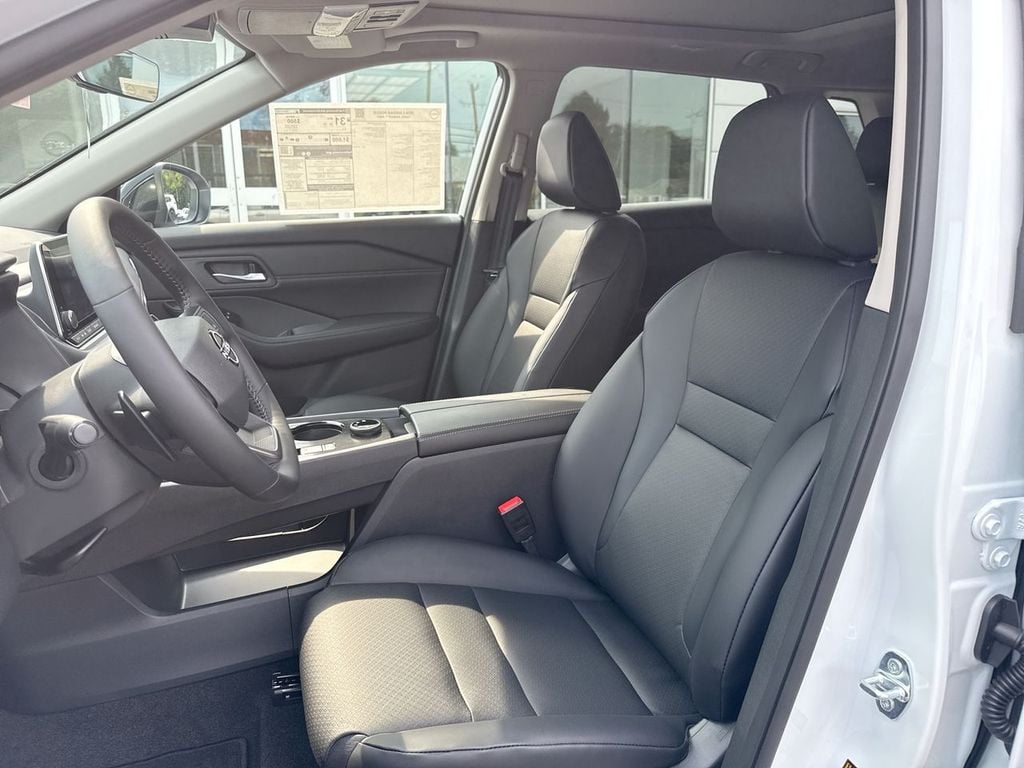 New 2026 Nissan Rogue Dark Armor - photo - 21