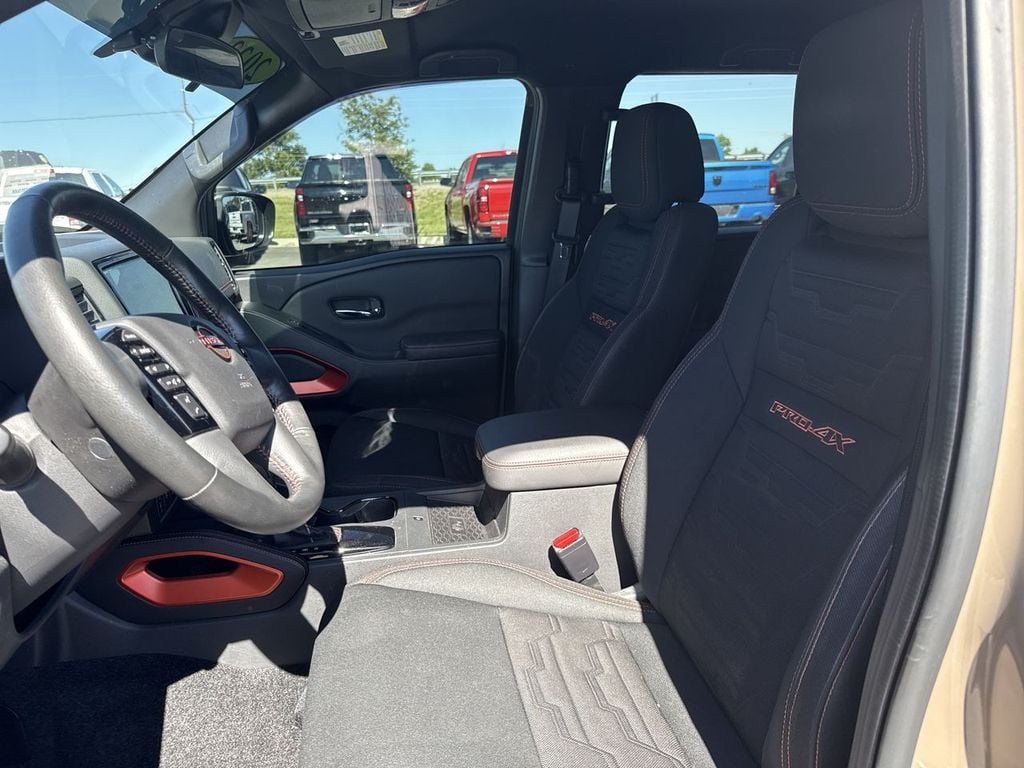 Pre-Owned 2023 Nissan Frontier PRO-4X - photo - 20