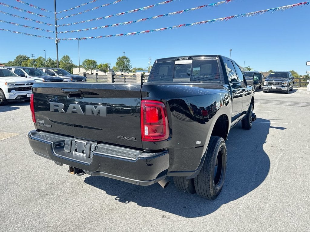 Pre-Owned 2025 Ram 3500 Laramie - photo - 12
