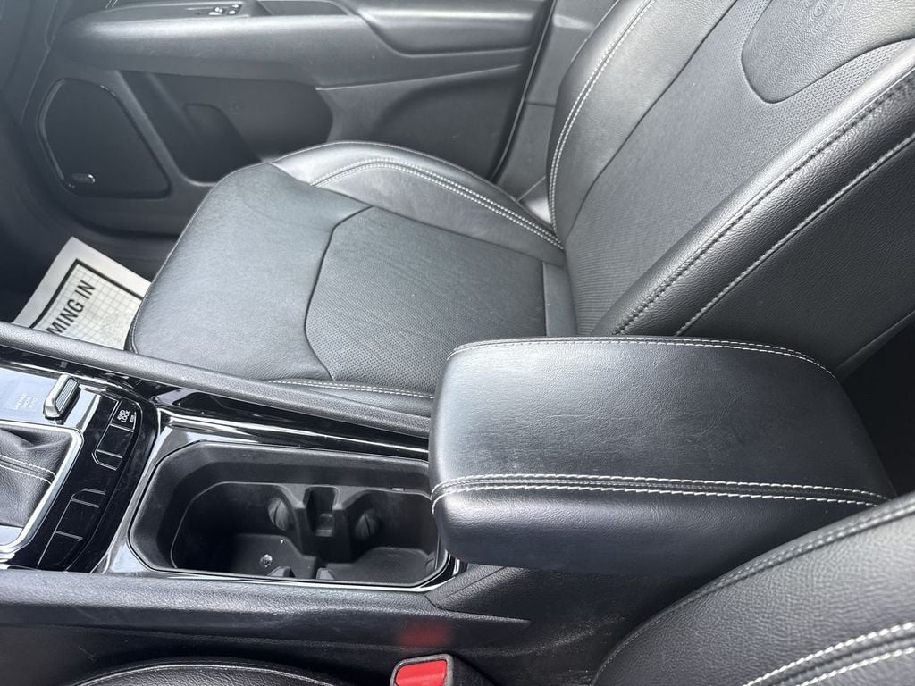 Pre-Owned 2022 Jeep Compass Limited - photo - 24