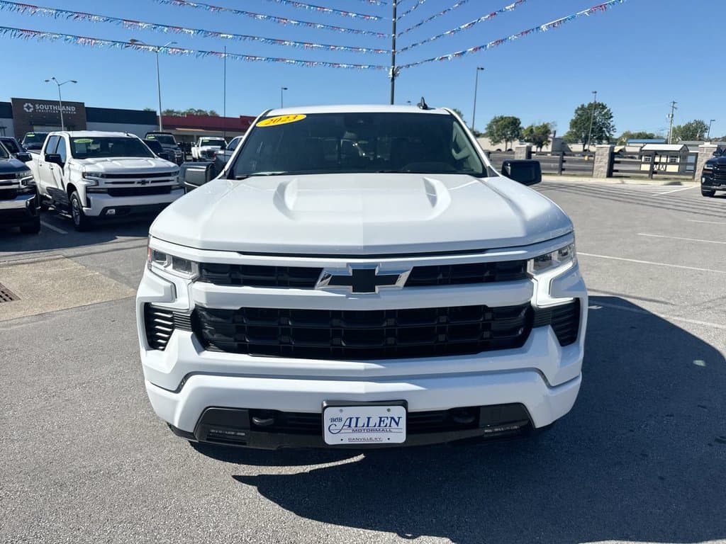 Pre-Owned 2023 Chevrolet Silverado 1500 RST - photo - 15