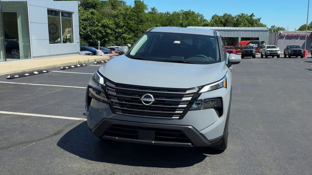 New 2026 Nissan Rogue SV - photo - 1
