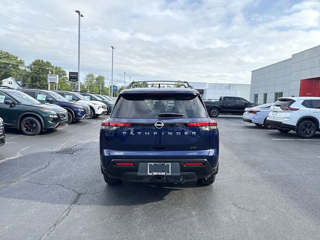 New 2026 Nissan Pathfinder SV - photo - 18