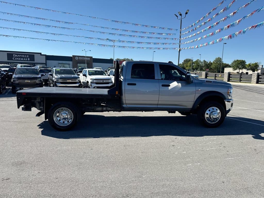 Pre-Owned 2024 Ram 4500HD Tradesman - photo - 13