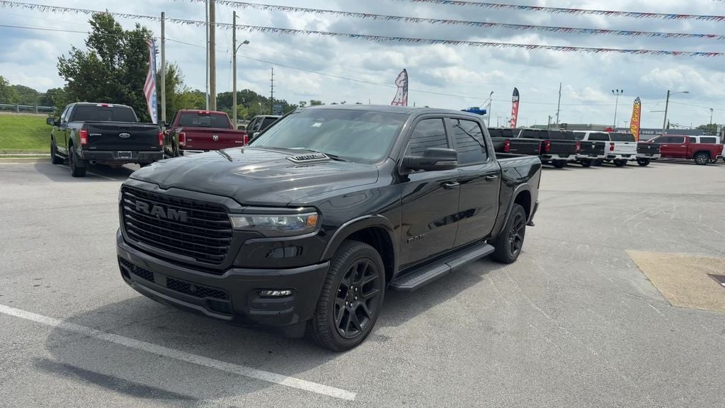 Pre-Owned 2025 Ram 1500 Laramie - photo - 1