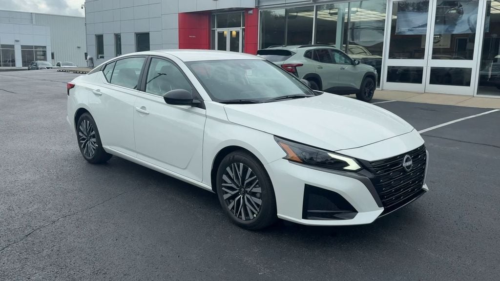 New 2026 Nissan Altima 2.5 SV - photo - 8