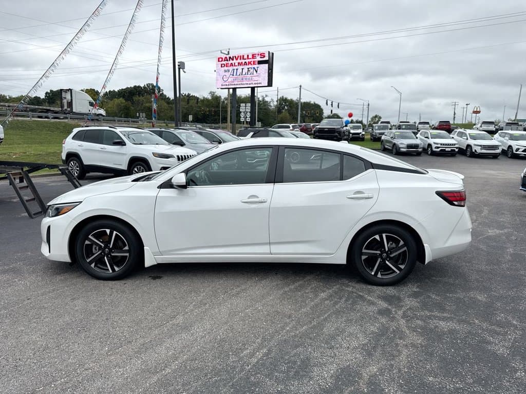 Pre-Owned 2024 Nissan Sentra SV - photo - 10